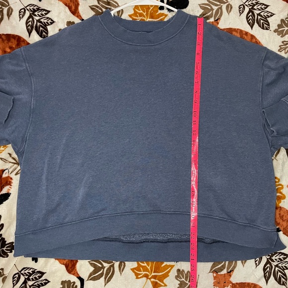 American Eagle Outfitters Blue Oversized Sweatshirt {Size Small} - Picture 6 of 9